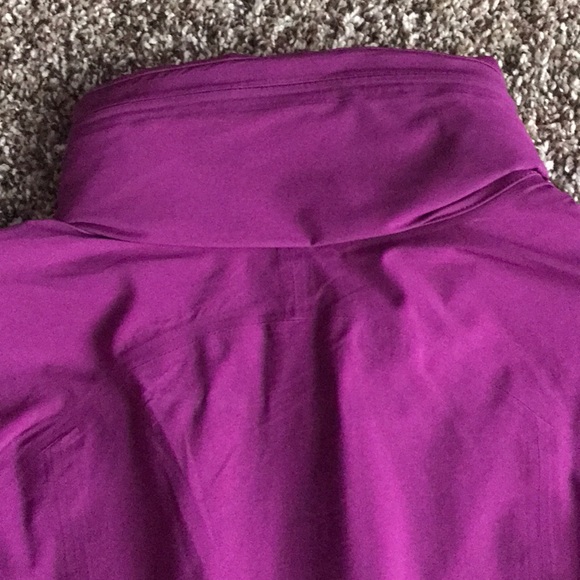 NWT LuLulemon light Hooded Jacket Sz. 2 - Picture 4 of 8